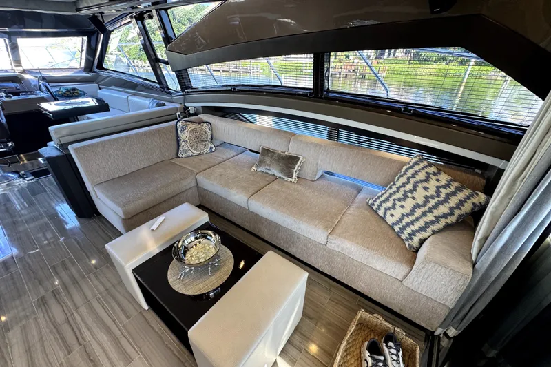 Slide: The Image of Marquis 660 Sport Yacht 2016 - 21