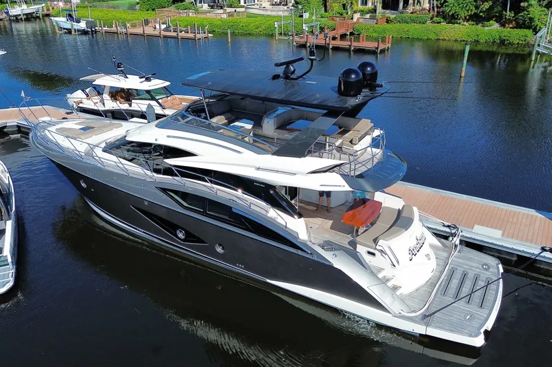 Slide: The Image of Marquis 660 Sport Yacht 2016 - 3