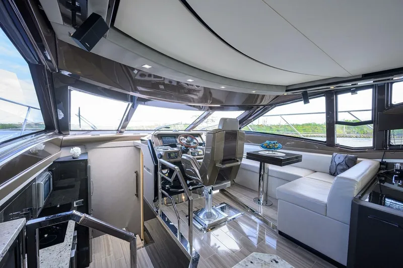 Slide: The Image of Marquis 660 Sport Yacht 2016 - 19
