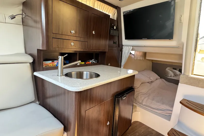 Slide: The Image of Regal 30 Express 2017 - 20