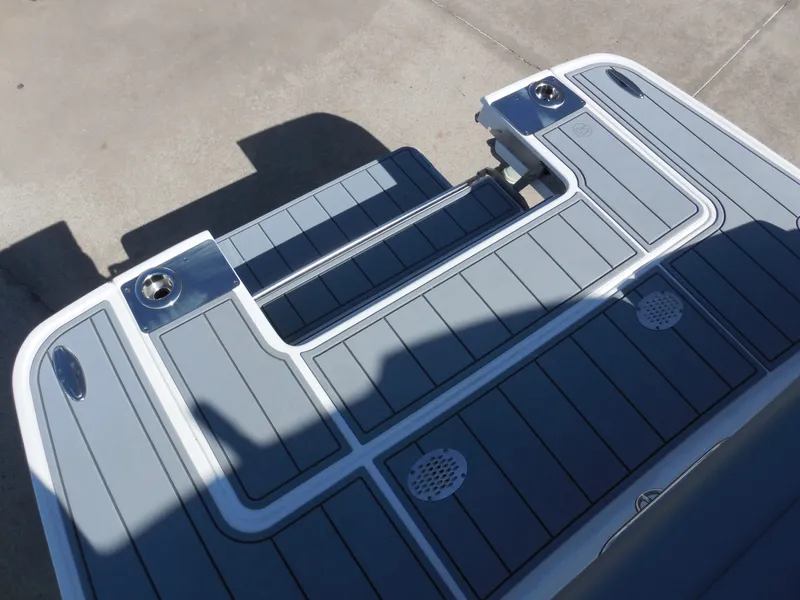 Slide: The Image of Chaparral 307 SSX 2025 - 21