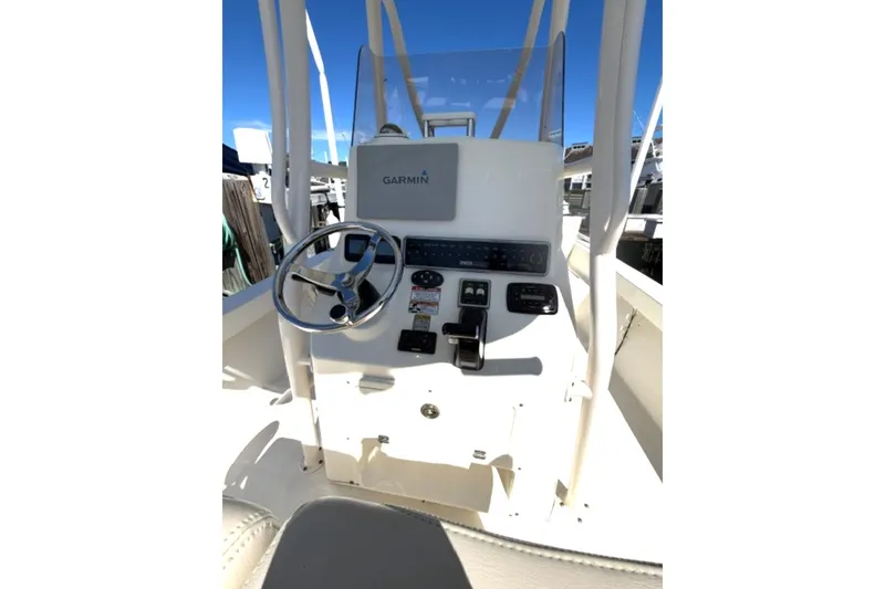 Slide: The Image of Pathfinder 2600 TRS 2015 - 14