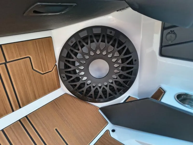 Slide: The Image of Supra R245 2027 - 21