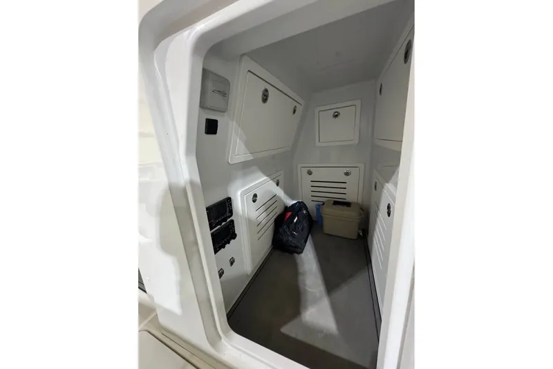 Slide: The Image of Costa Custom Boats 34SV 2025 - 18