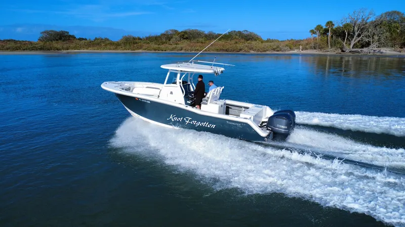 Slide: The Image of Tidewater 280 CC 2020 - 16
