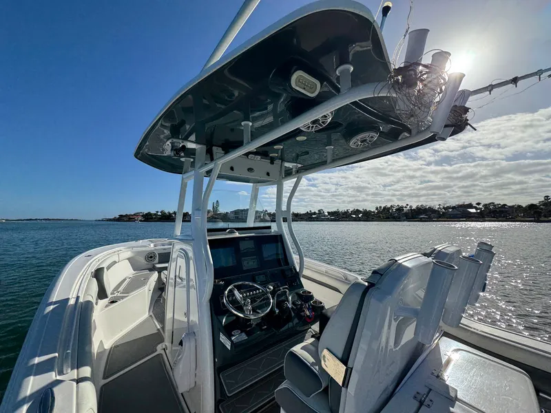 Slide: The Image of Tidewater 280 CC 2020 - 29