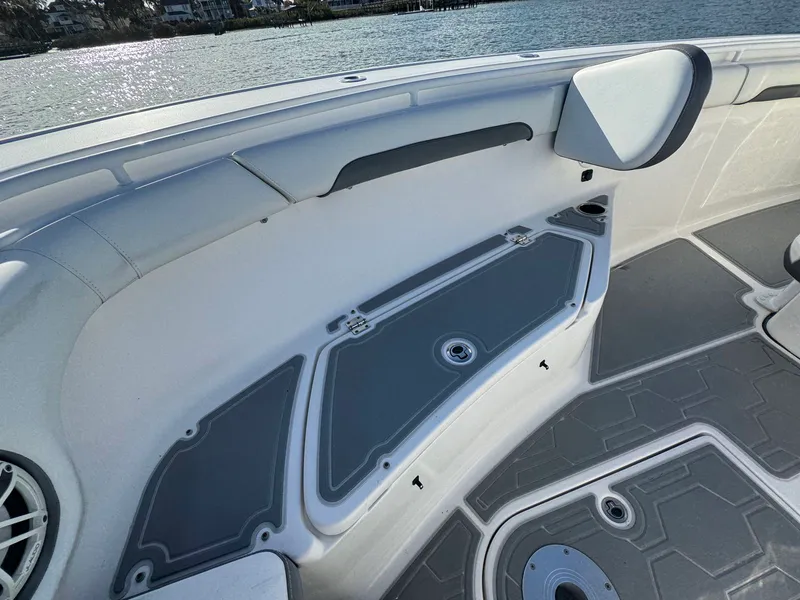 Slide: The Image of Tidewater 280 CC 2020 - 54