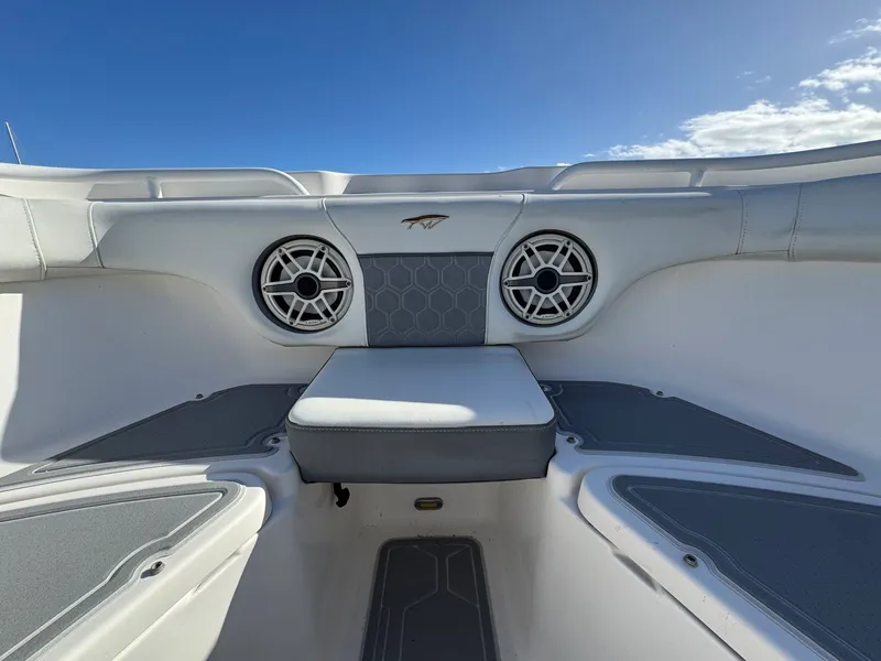 Slide: The Image of Tidewater 280 CC 2020 - 55