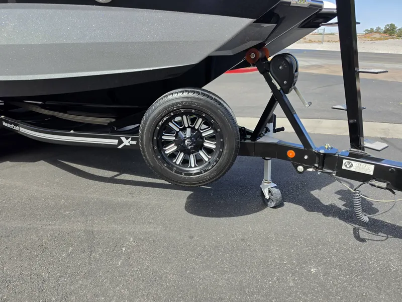 Slide: The Image of MasterCraft X Star S 2023 - 43
