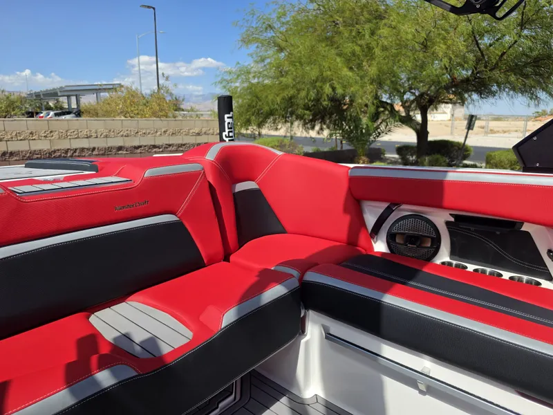 Slide: The Image of MasterCraft X Star S 2023 - 30