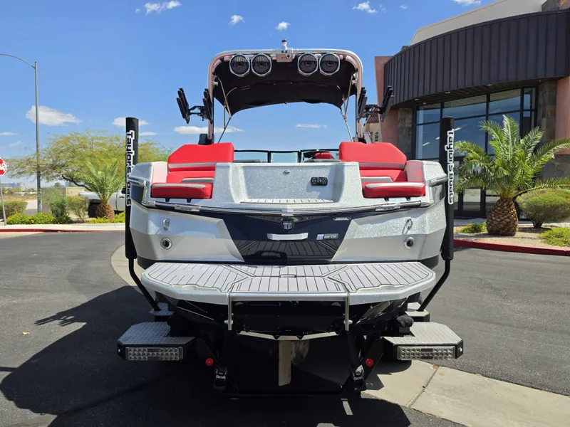 Slide: The Image of MasterCraft X Star S 2023 - 6