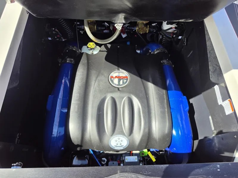 Slide: The Image of MasterCraft X Star S 2023 - 36