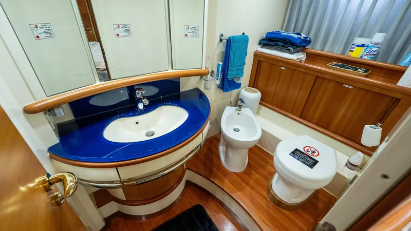 Slide: The Image of Azimut 62 Evolution 2008 - 20