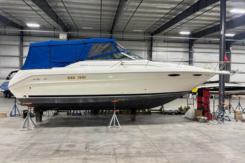 Slide: The Image of Sea Ray 300 Weekender 1992 - 2