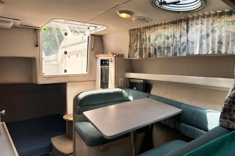 Slide: The Image of Four Winns 278 Vista 1994 - 15
