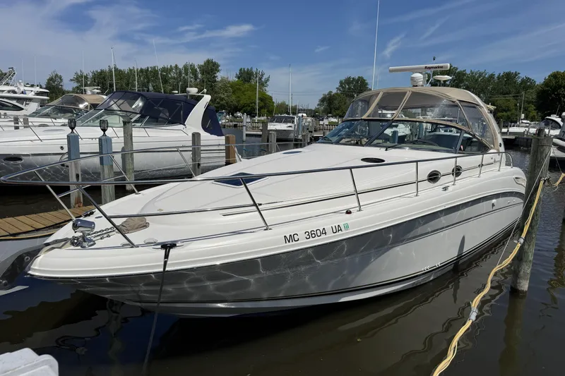 Slide: The Image of Sea Ray 360 Sundancer 2002 - 3