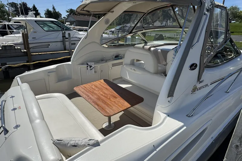 Slide: The Image of Sea Ray 360 Sundancer 2002 - 7
