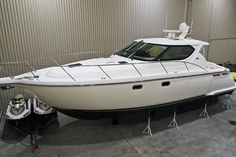 Slide: The Image of Tiara 4300 Sovran 2007 - 1