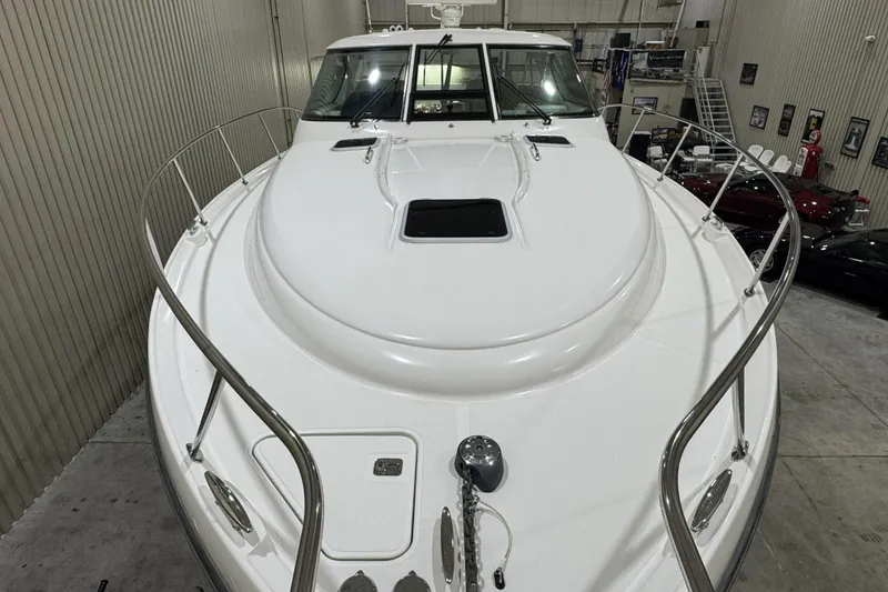 Slide: The Image of Tiara 4300 Sovran 2007 - 4