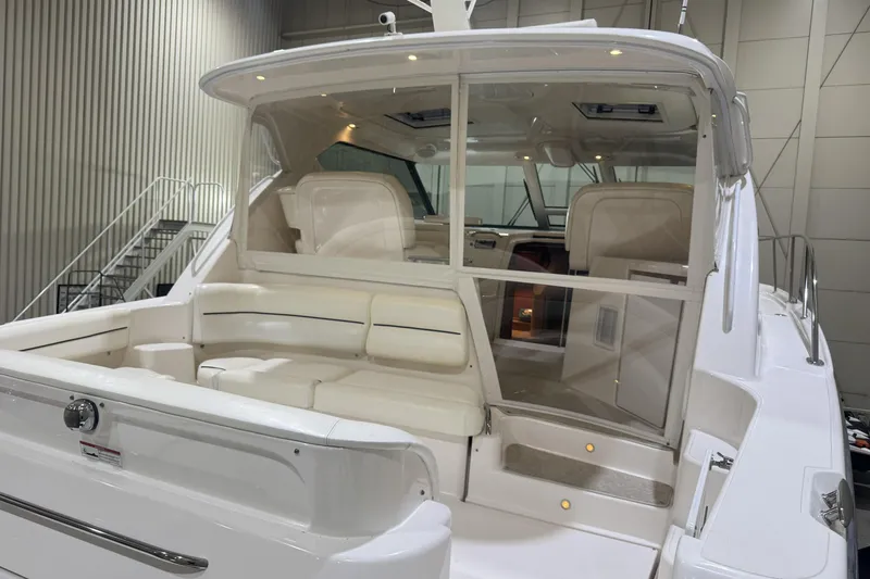 Slide: The Image of Tiara 4300 Sovran 2007 - 8
