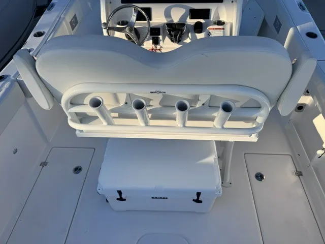 Slide: The Image of Sea Fox 268 COMMANDER 2027 - 21