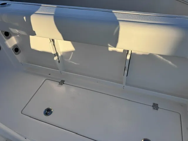 Slide: The Image of Sea Fox 268 COMMANDER 2027 - 19