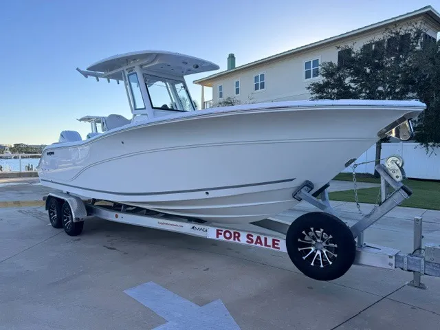 The Image of Sea Fox 268 COMMANDER 2027 - 0