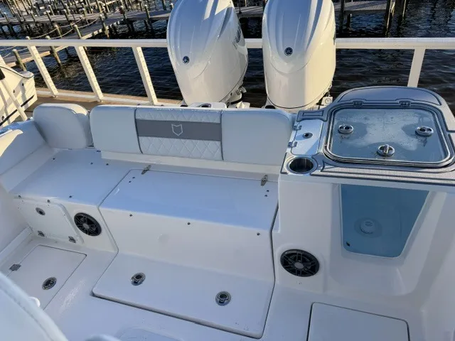 Slide: The Image of Sea Fox 268 COMMANDER 2027 - 23