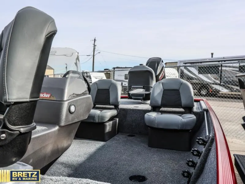 Slide: The Image of Tracker Classic XL 2026 - 7