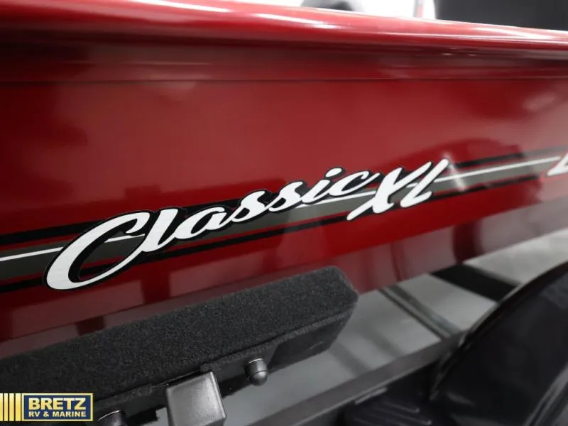 Slide: The Image of Tracker Classic XL 2026 - 8