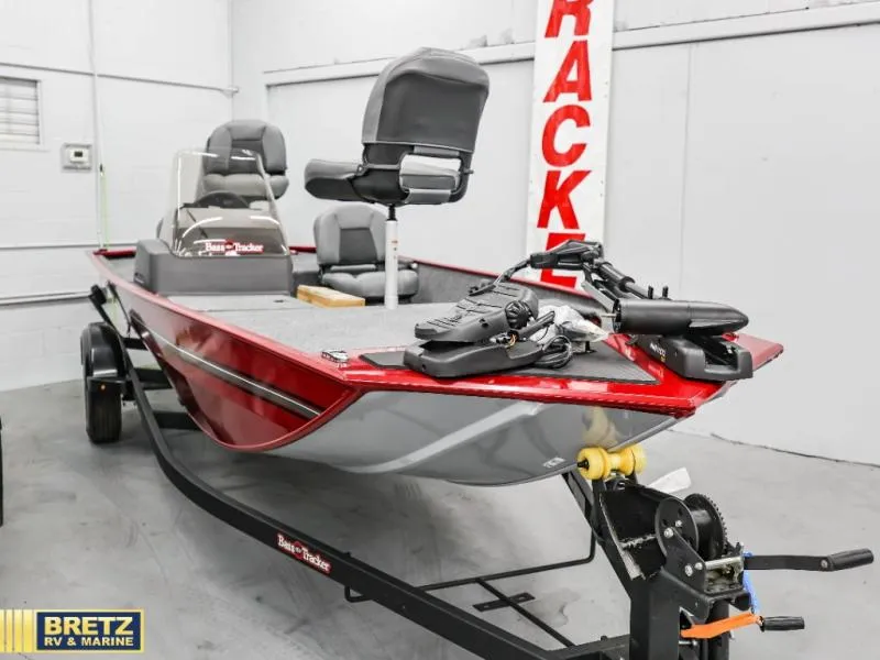 The Image of Tracker Classic XL 2026 - 0