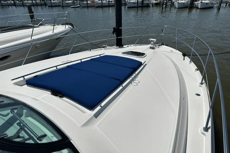 Slide: The Image of Sea Ray 450 SUNDANCER 2011 - 14