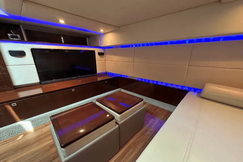 Slide: The Image of Sea Ray 450 SUNDANCER 2011 - 33