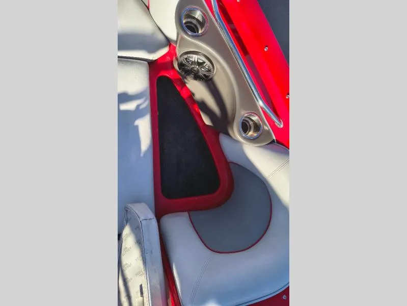 Slide: The Image of Supra 21V 2008 - 23