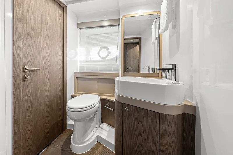 Slide: The Image of Ferretti Ferretti Yacht 550 2018 - 23
