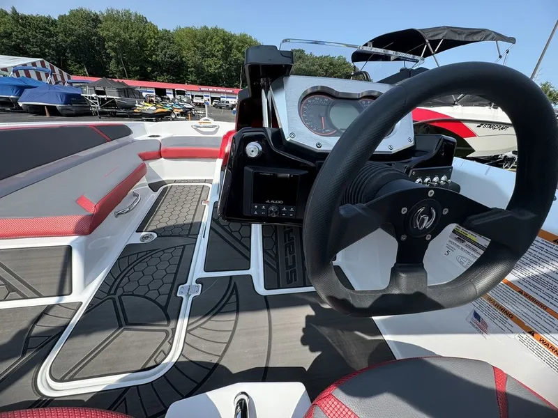 Slide: The Image of Scarab 165 LX 2025 - 11