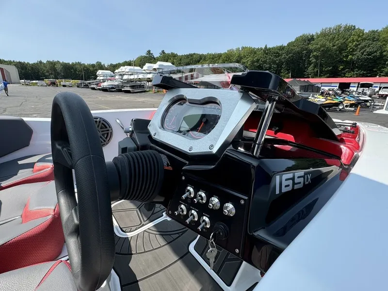 Slide: The Image of Scarab 165 LX 2025 - 7