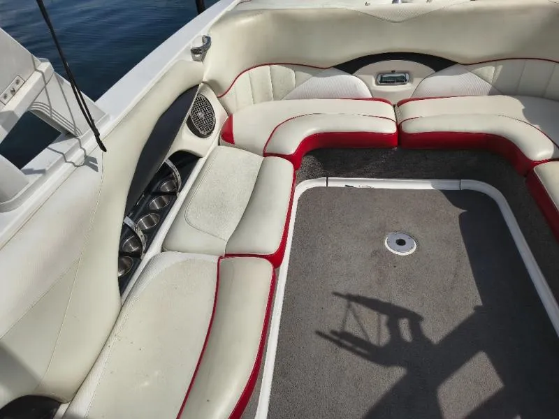Slide: The Image of Malibu 247 LSV 2013 - 10