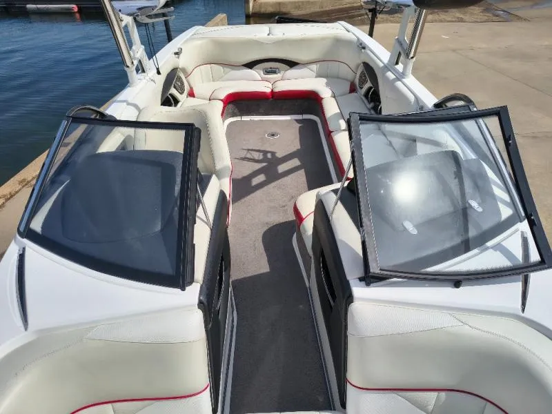 Slide: The Image of Malibu 247 LSV 2013 - 6