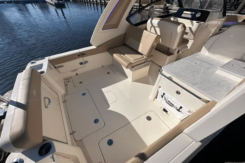 Slide: The Image of Scout 277 Dorado 2024 - 10