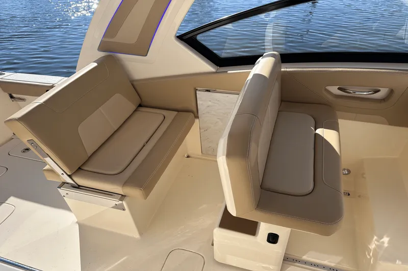 Slide: The Image of Scout 277 Dorado 2024 - 15