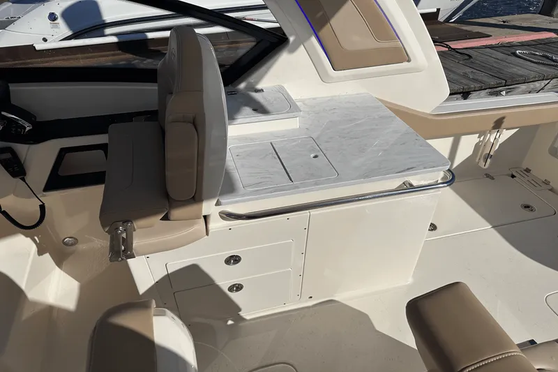 Slide: The Image of Scout 277 Dorado 2024 - 17