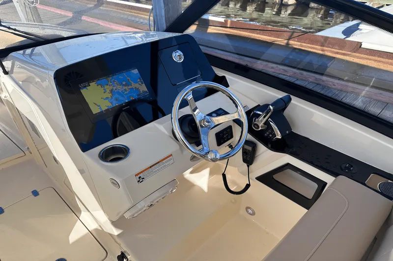 Slide: The Image of Scout 277 Dorado 2024 - 20