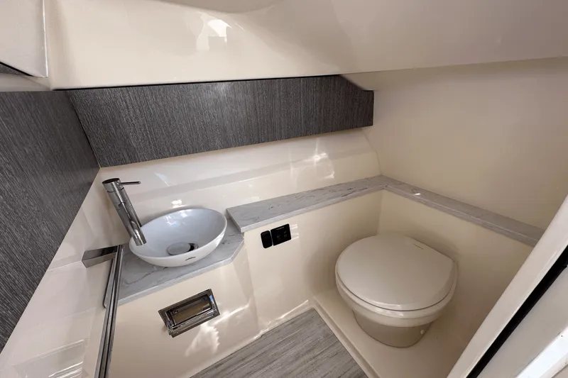 Slide: The Image of Scout 277 Dorado 2024 - 30