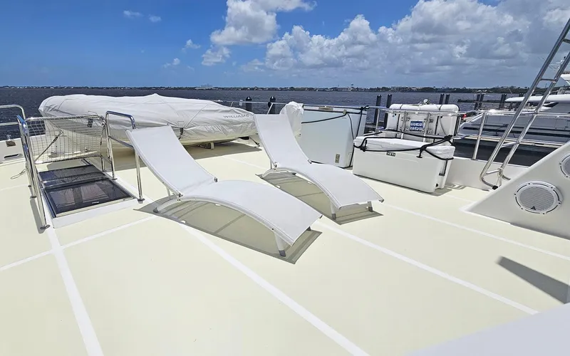 Slide: The Image of Outer Reef 700 Motoryacht 2012 - 56