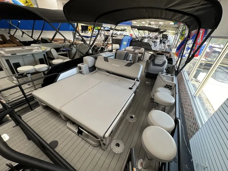 Slide: The Image of Sylvan L3 DLZ Bar 2025 - 2