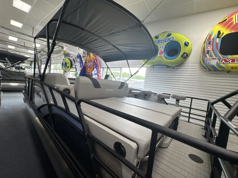 Slide: The Image of Sylvan L3 DLZ Bar 2025 - 6