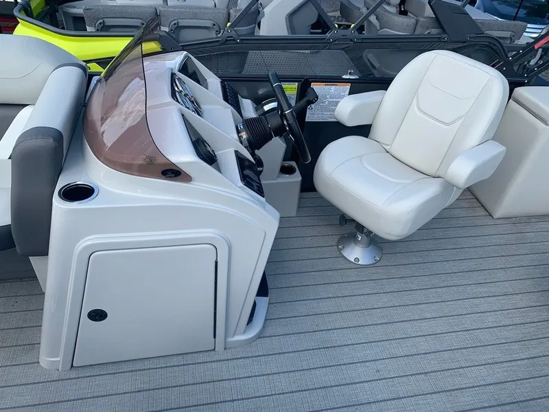 Slide: The Image of Sylvan MIRAGE X1 CLZ DH SPX 2025 - 9