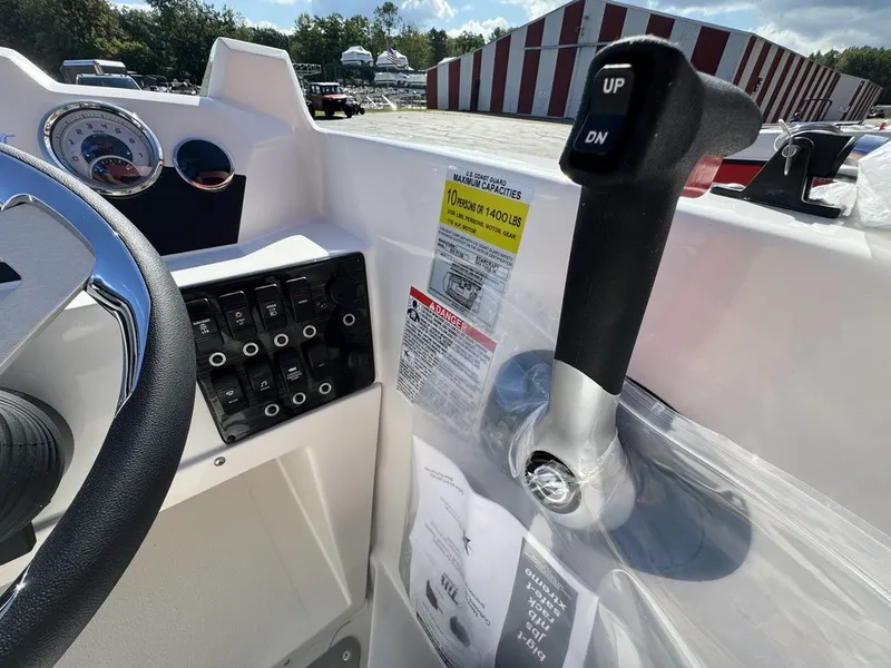 Slide: The Image of Starcraft Marine SVX 171 OB 2025 - 11