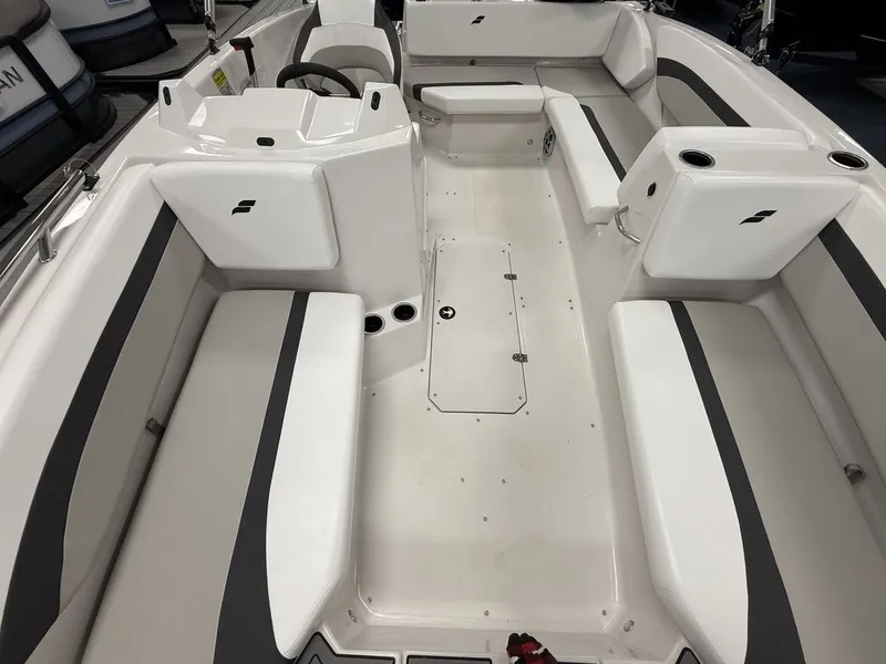 Slide: The Image of Starcraft Marine SVX 171 OB 2025 - 8